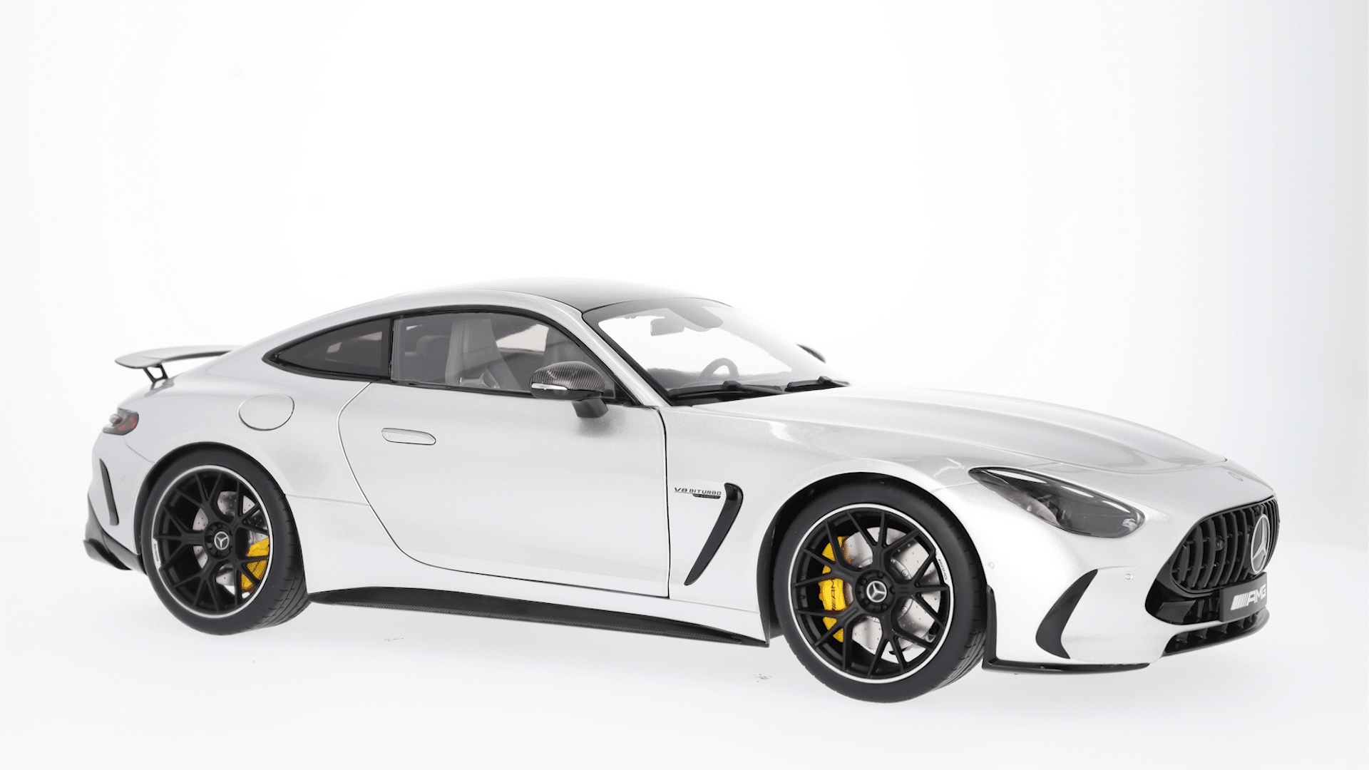 Mercedes-AMG GT 63 4MATIC+ - high-tech silver, NZG, 1:12