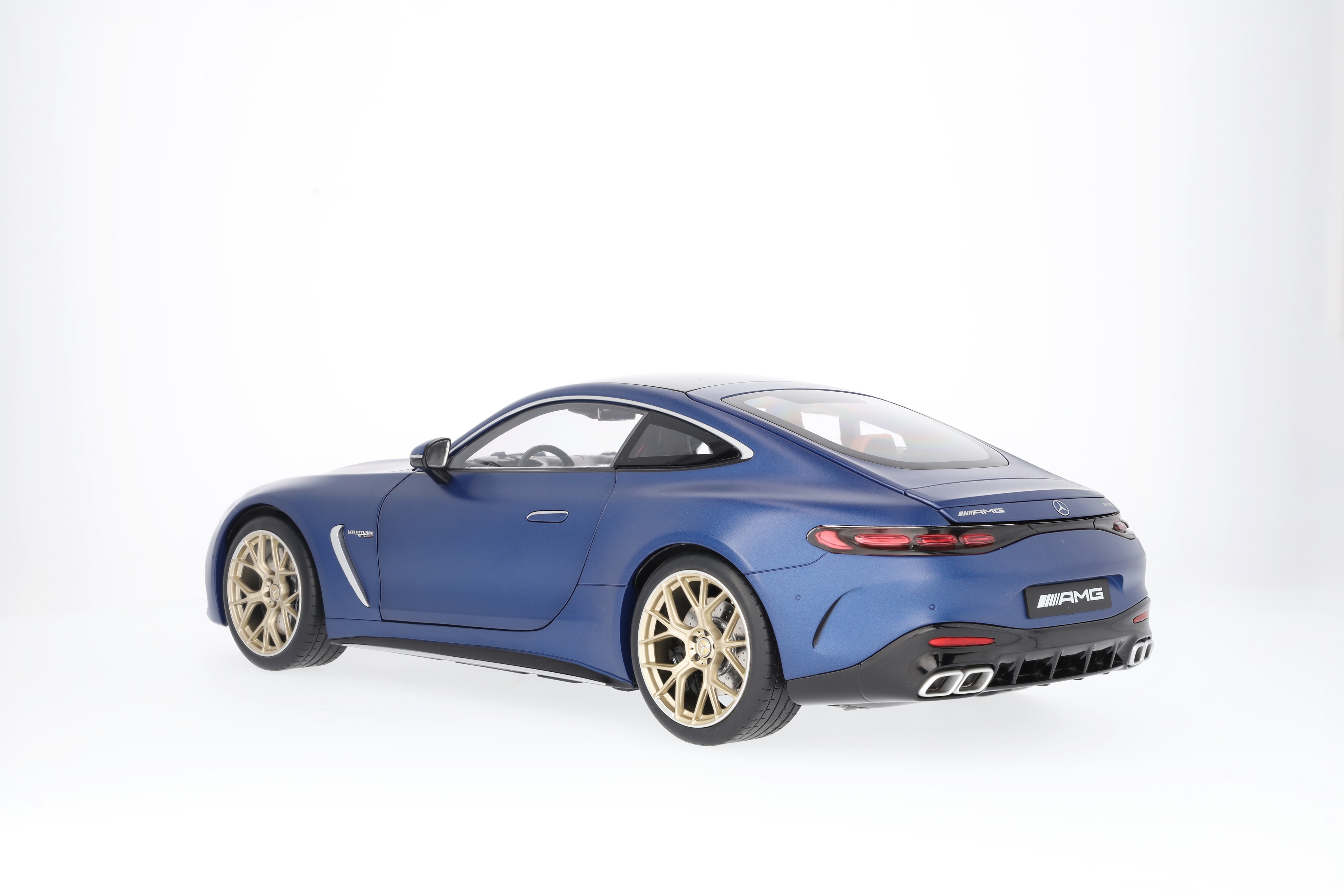 Mercedes-AMG GT 63 4MATIC+ - MANUFAKTUR spectral blue magno, NZG, 1:12