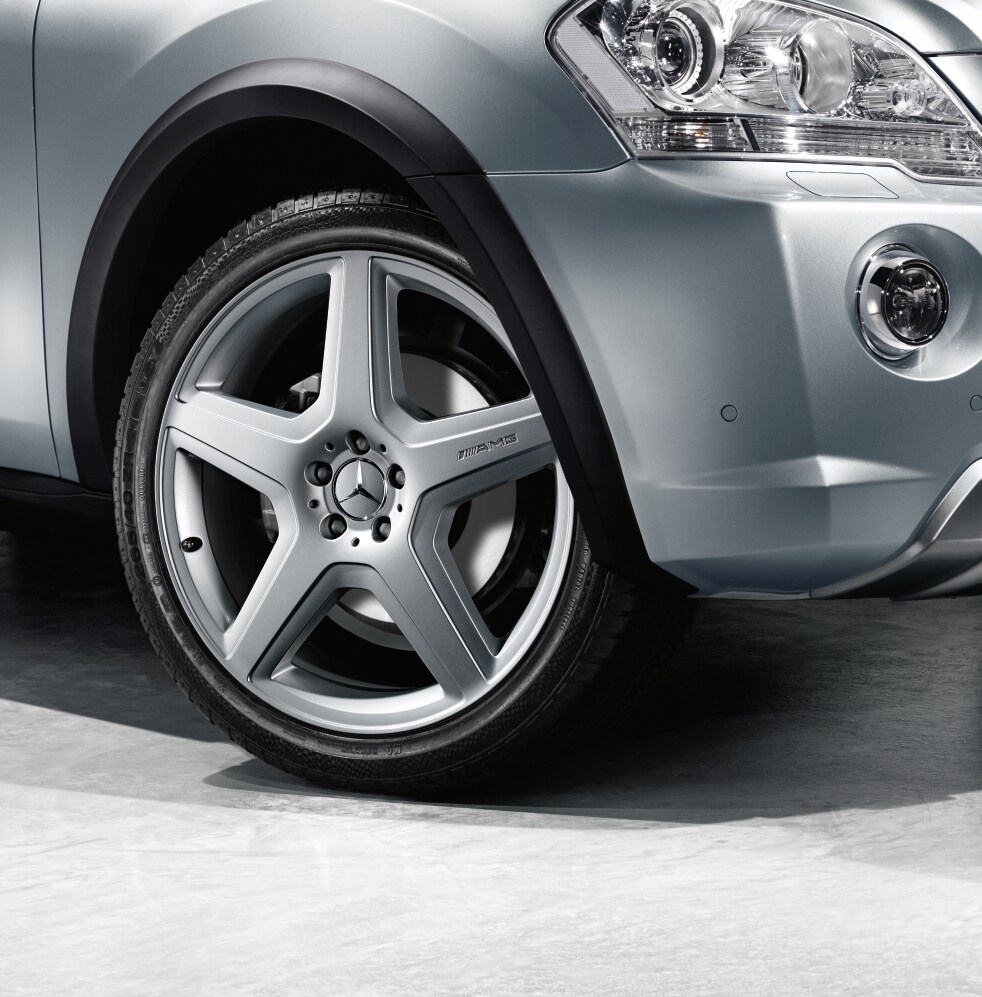 AMG 5-spoke wheel, 50.8 cm (20-inch)
