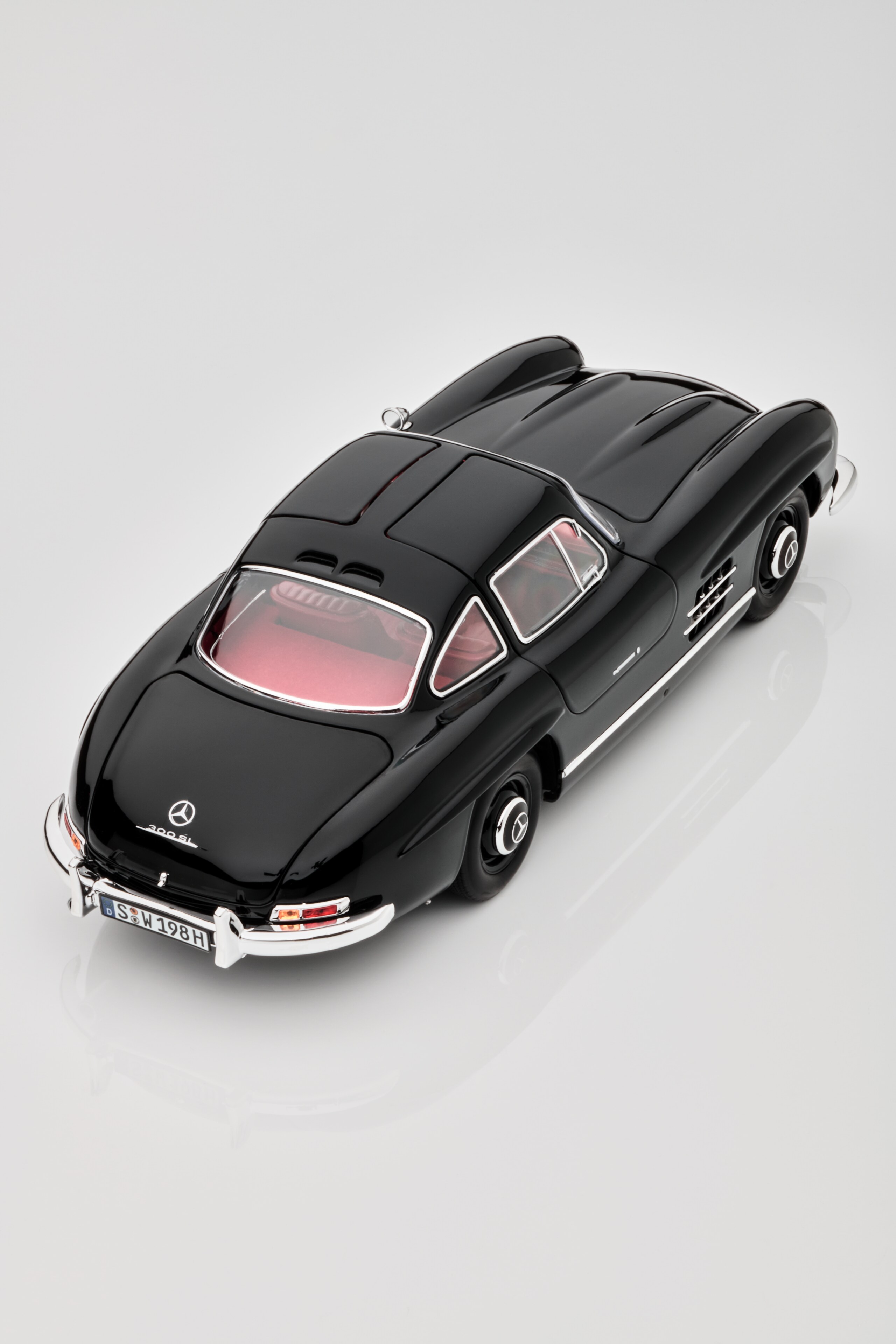 300 SL Coupé (1954-1963) W 198 - black, Norev, 1:18