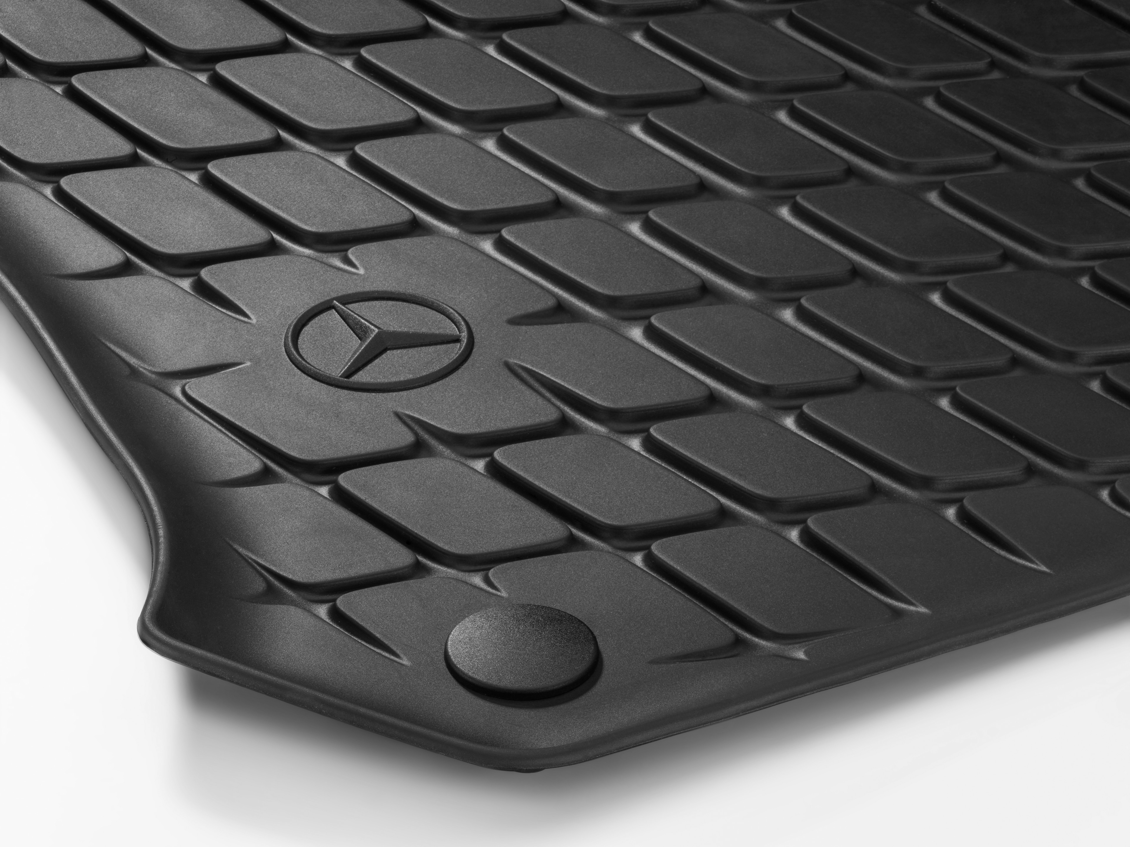 All-season floor mats Dynamic Squares, Driver/front passenger's mat, Set of 2 - LHD, black