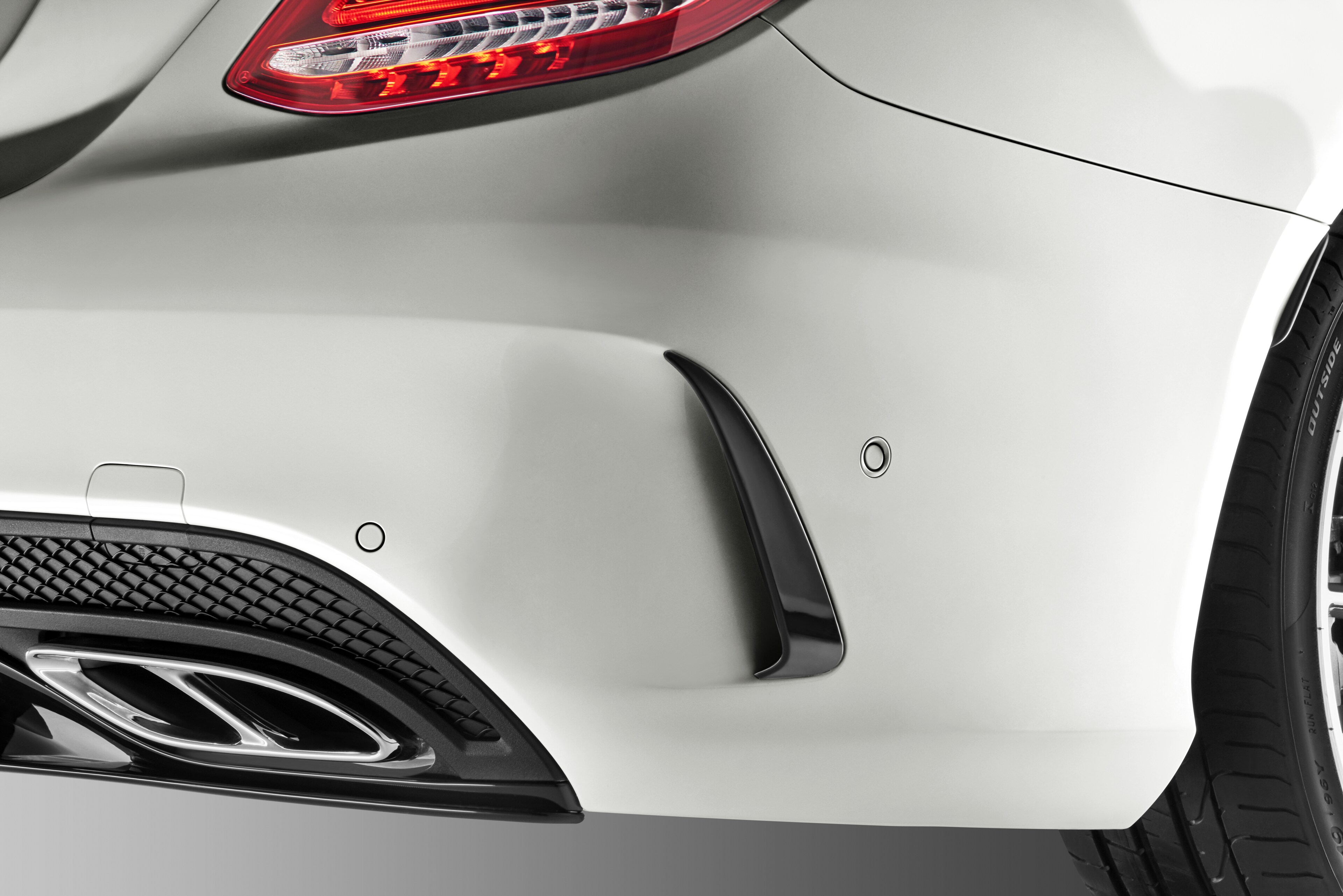 AMG additional flics, Set, complete - Polypropylene, black, high-gloss, LHD/RHD
