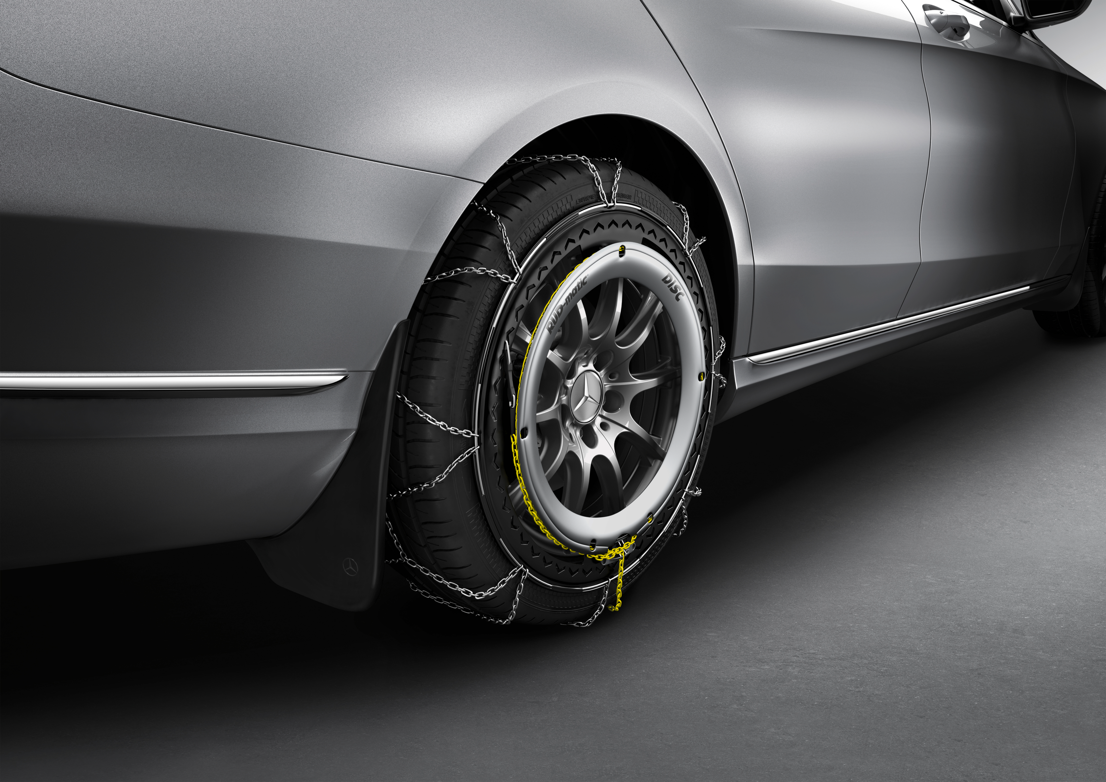 Mud flaps, Set, front - black, grained