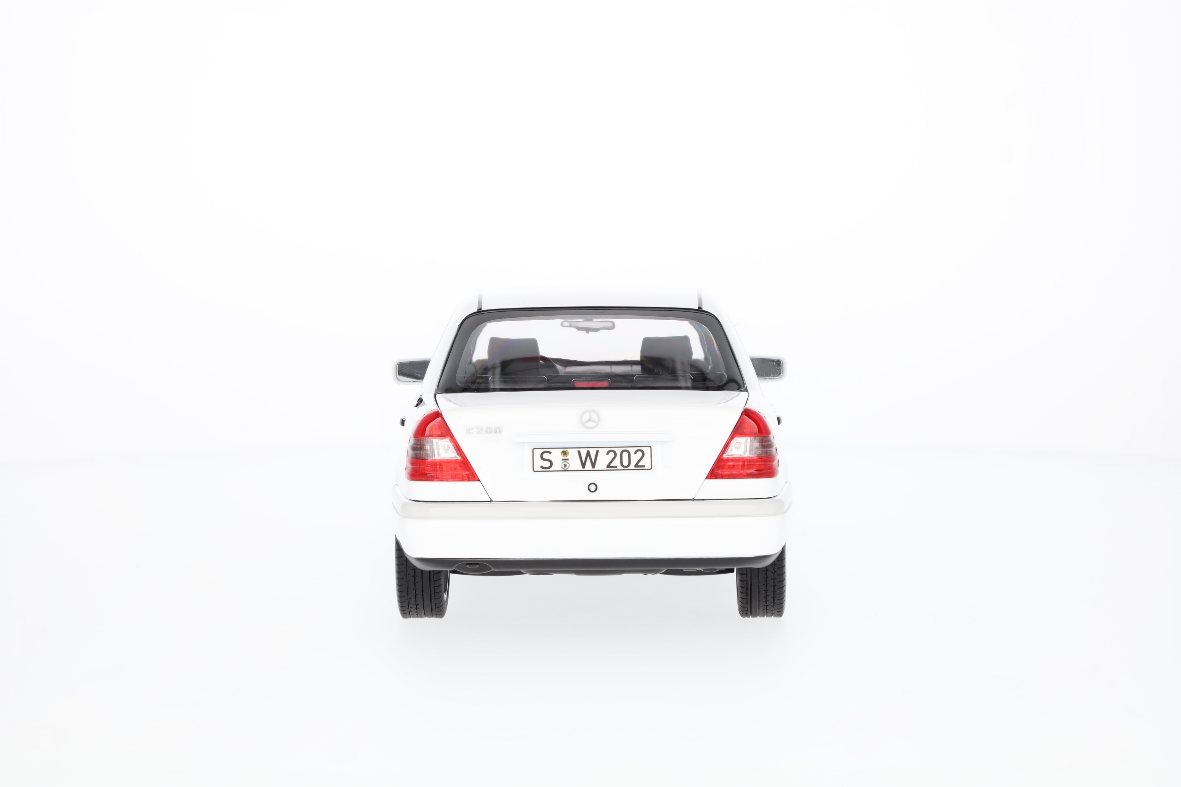 C 200 Sedan W 202 (1993-1996) - polar white, Norev, 1:18